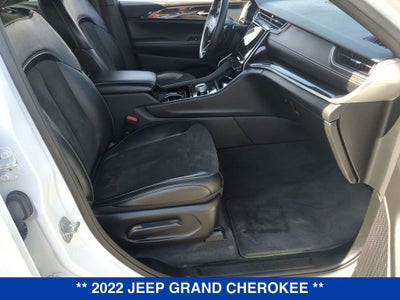 2022 Jeep Grand Cherokee Altitude 4x4