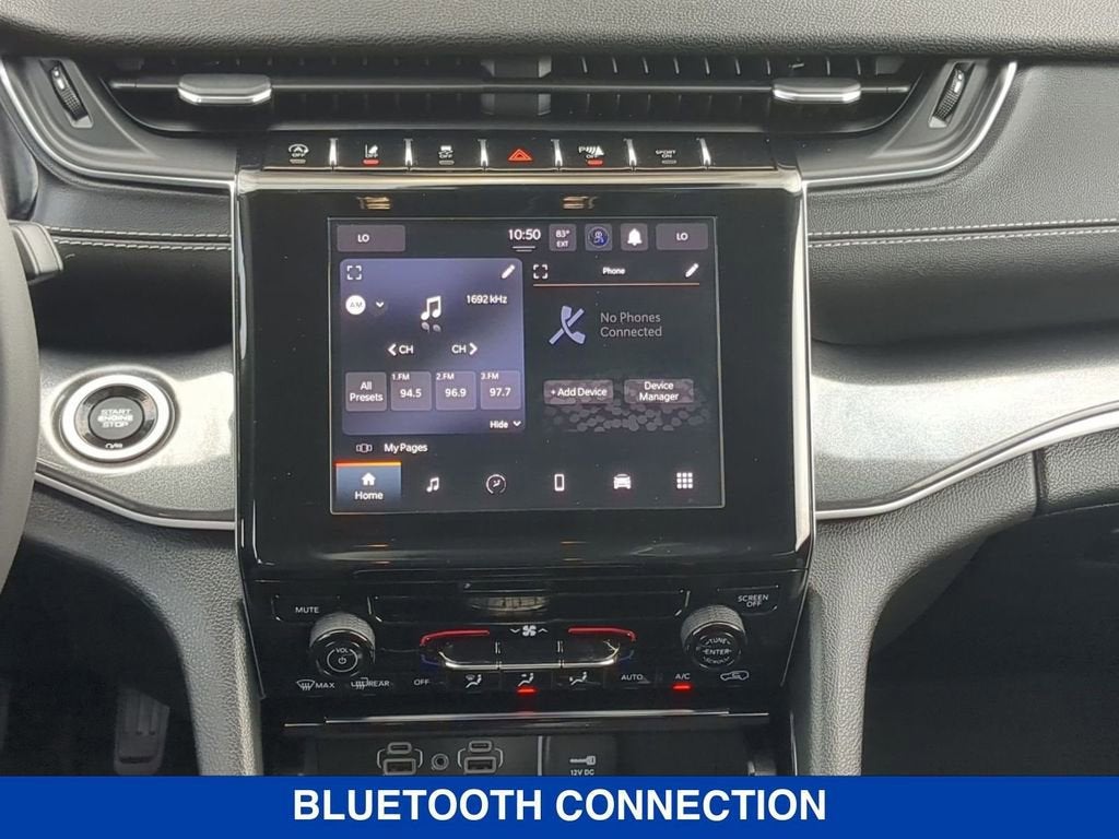 2023 Jeep Grand Cherokee Laredo 4x4