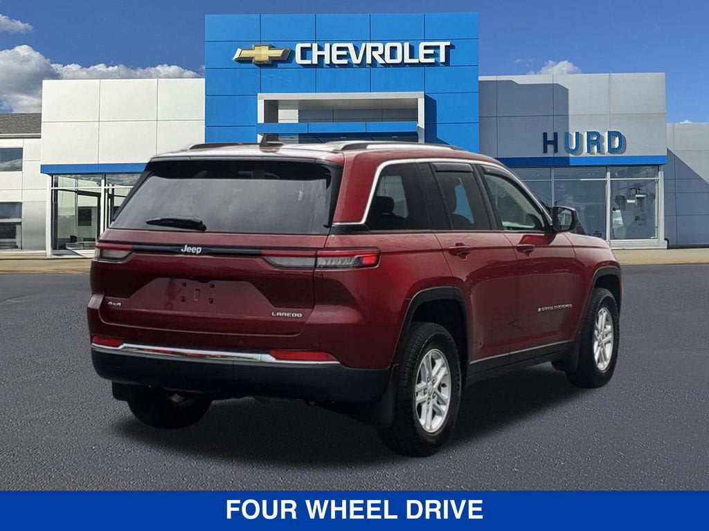 2023 Jeep Grand Cherokee Laredo 4x4
