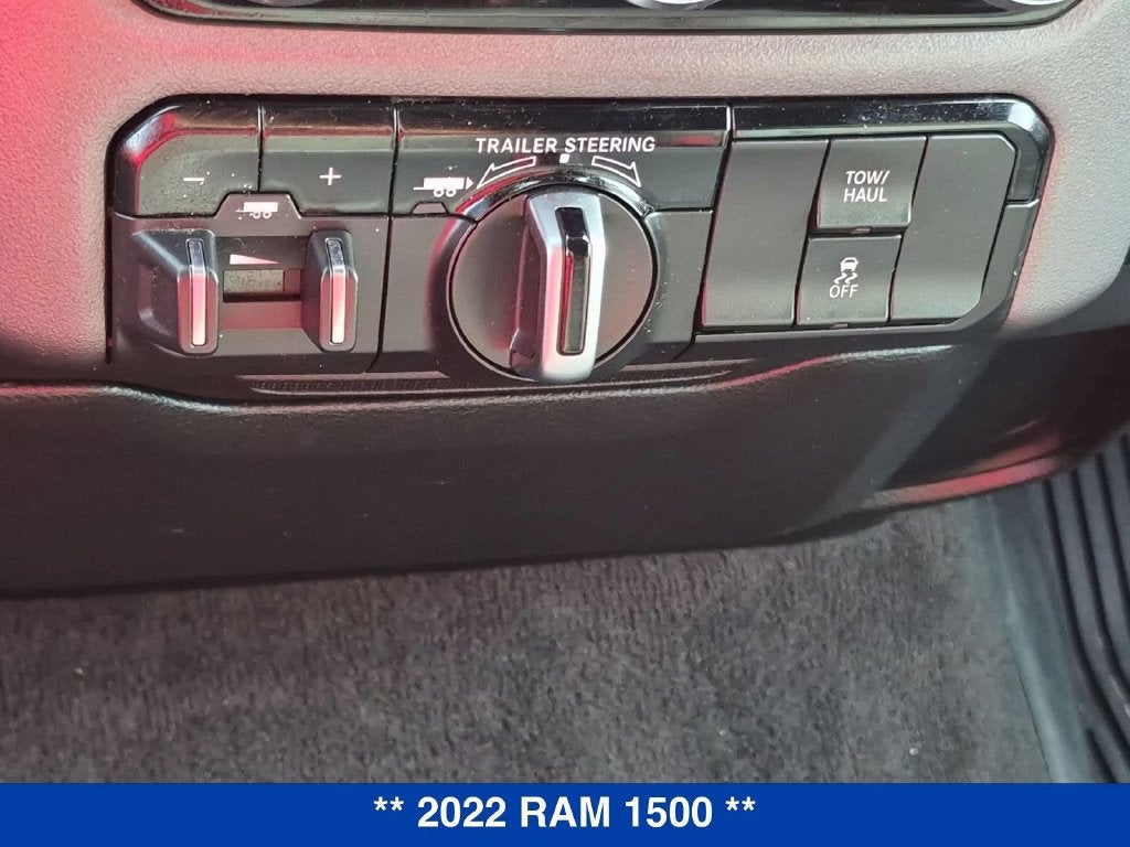 2022 RAM 1500 Big Horn Quad Cab 4x4 6'4" Box
