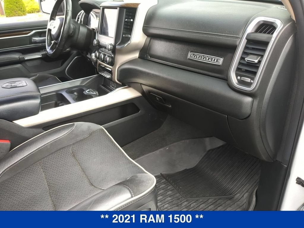 2021 RAM 1500 Laramie Crew Cab 4x4 5'7" Box