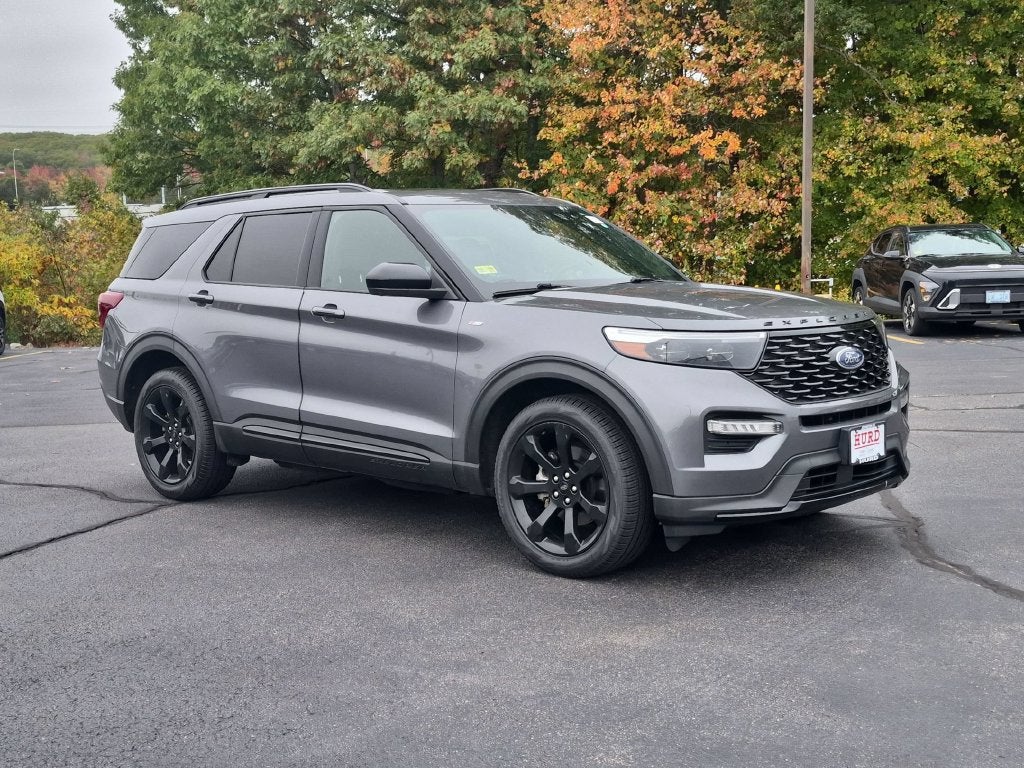 2022 Ford Explorer ST-Line