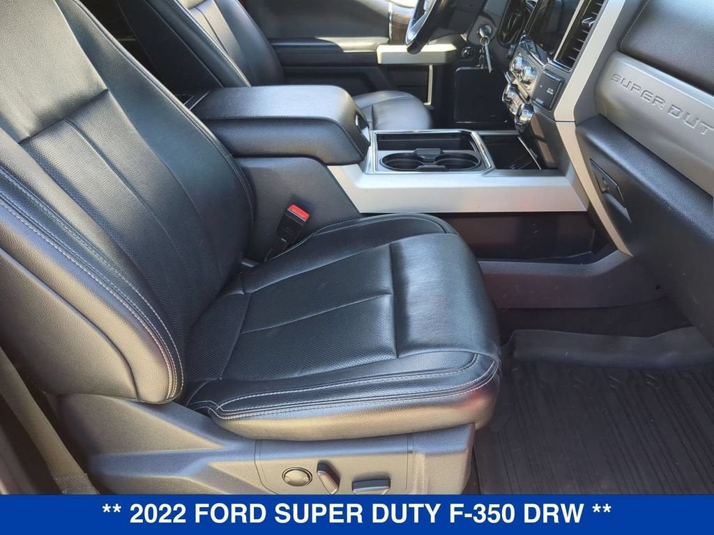 2022 Ford F-350 LARIAT