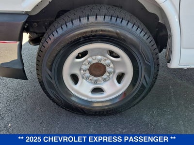 2025 Chevrolet Express Passenger 1LT