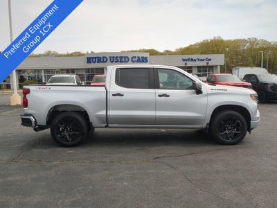 2022 Chevrolet Silverado 1500 Custom
