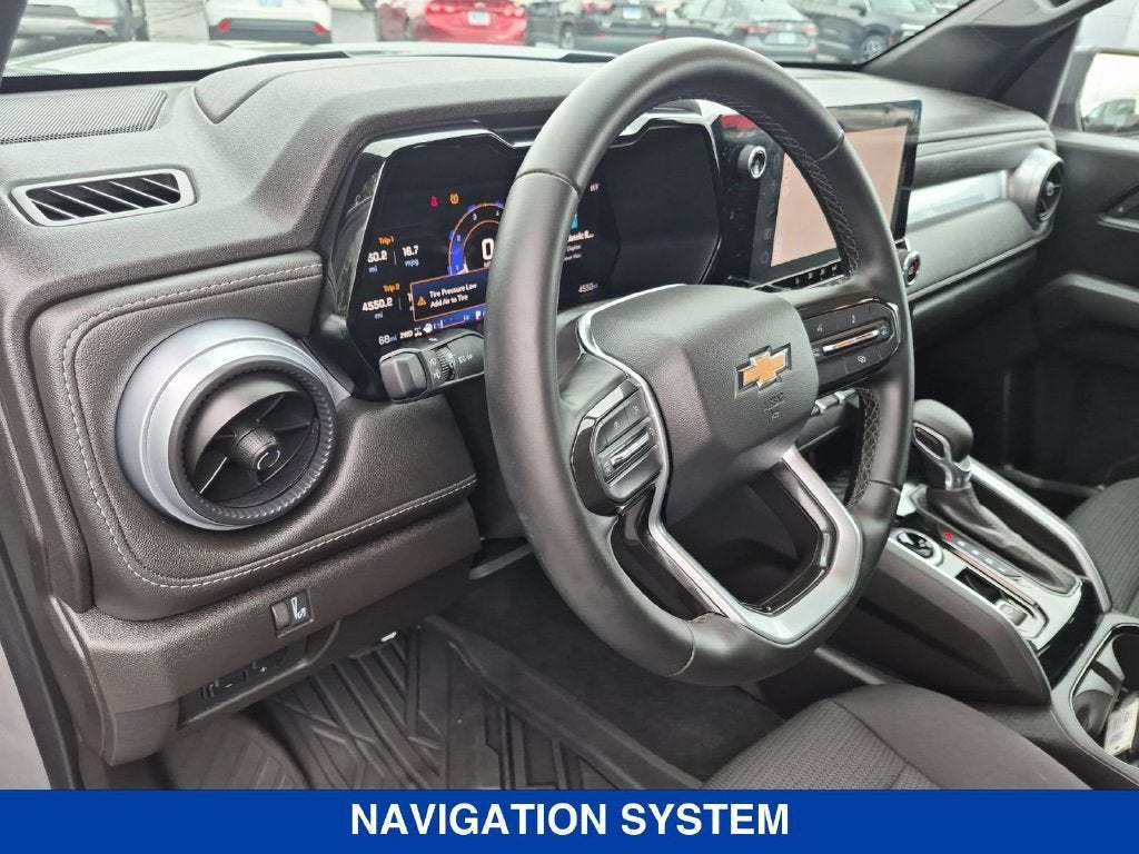 2025 Chevrolet Colorado WT/LT