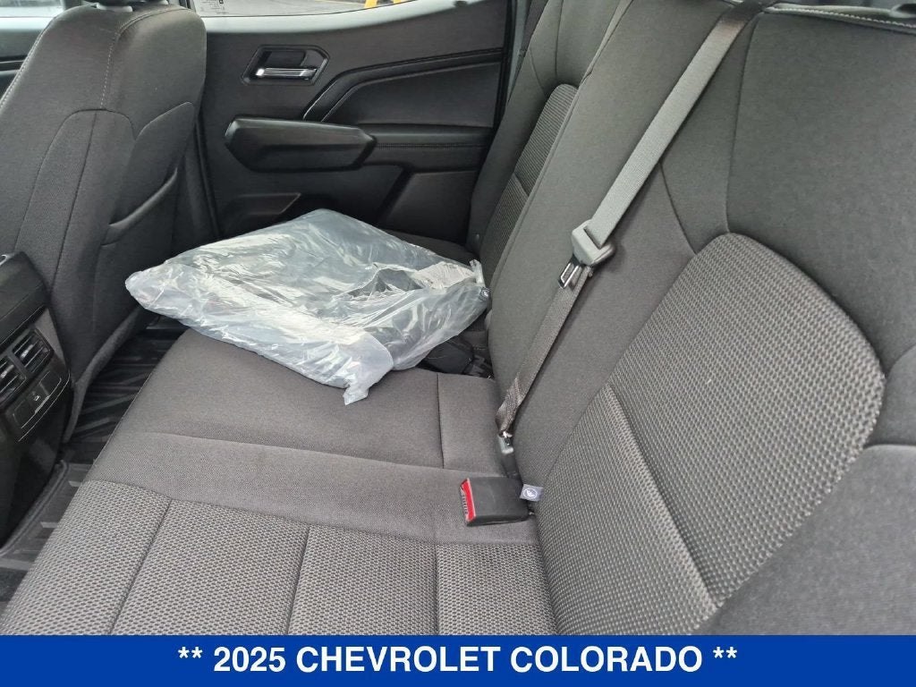 2025 Chevrolet Colorado WT/LT