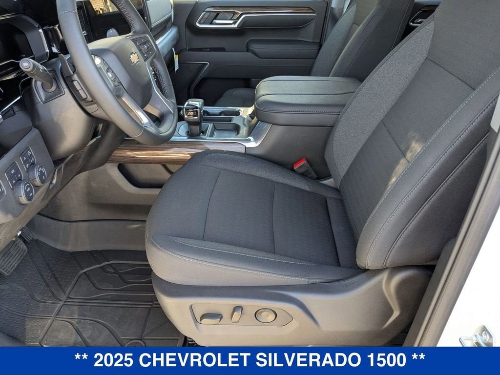 2025 Chevrolet Silverado 1500 LT
