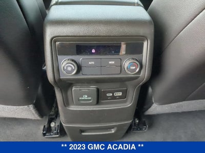2023 GMC Acadia SLT
