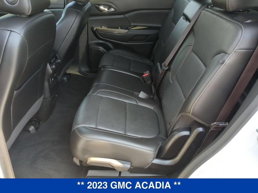 2023 GMC Acadia SLT