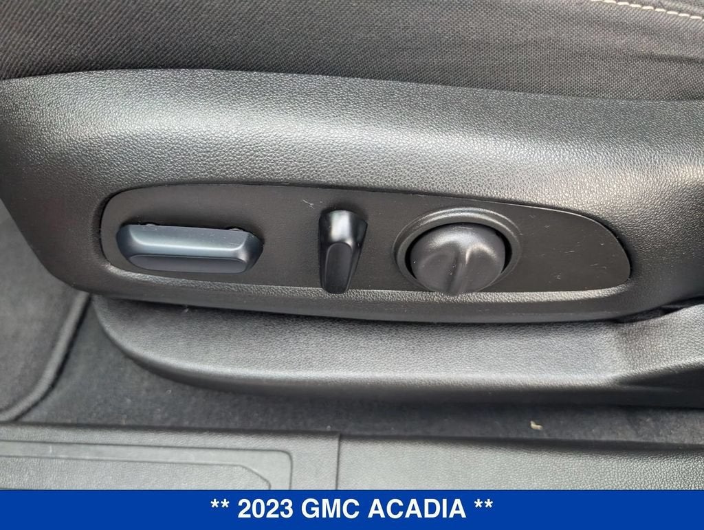 2023 GMC Acadia SLE