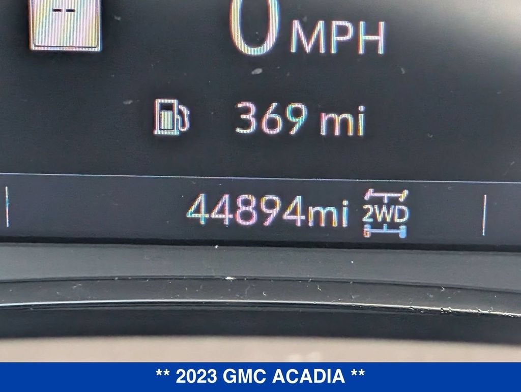 2023 GMC Acadia SLE
