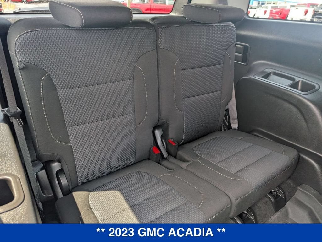 2023 GMC Acadia SLE