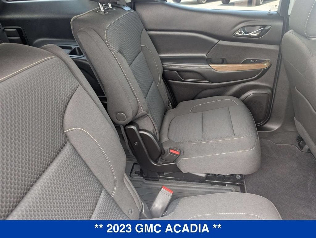 2023 GMC Acadia SLE