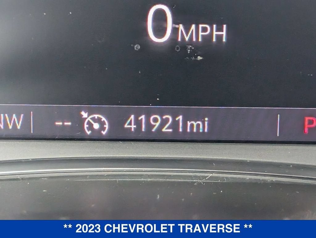 2023 Chevrolet Traverse LT Cloth