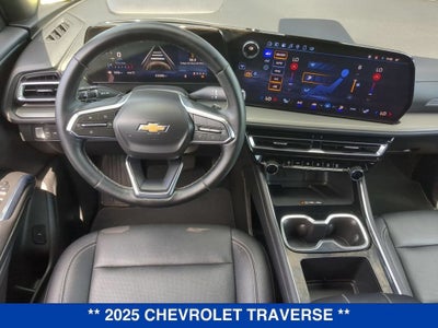 2025 Chevrolet Traverse LT