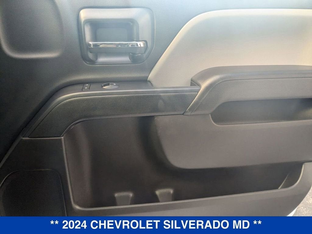 2024 Chevrolet Silverado 5500 HD Work Truck