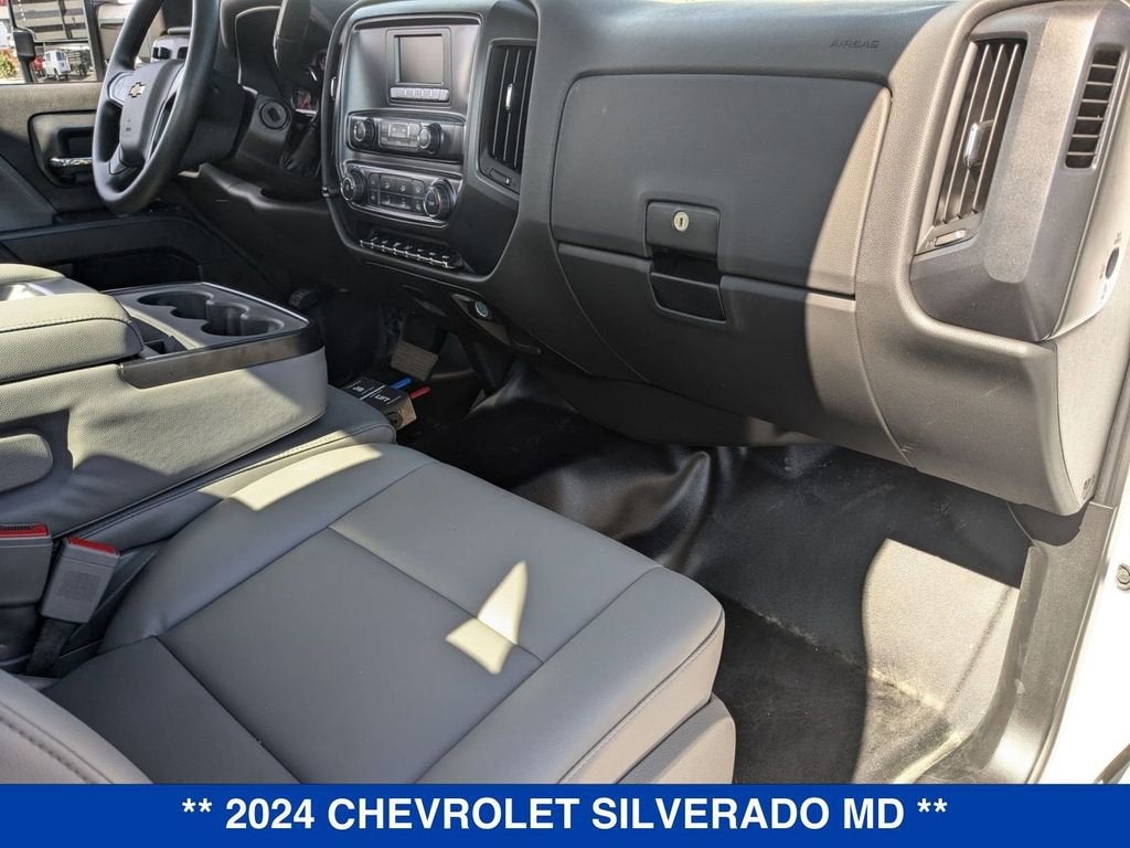 2024 Chevrolet Silverado 6500 HD Work Truck
