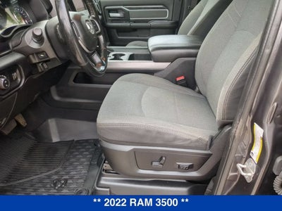 2022 RAM 3500 Big Horn Crew Cab 4x4 8' Box