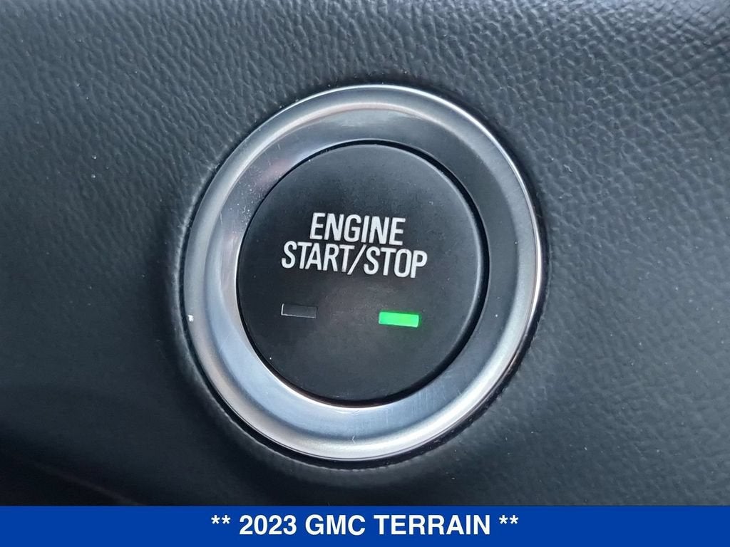 2023 GMC Terrain AT4