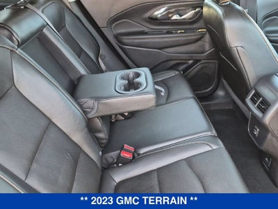 2023 GMC Terrain AT4