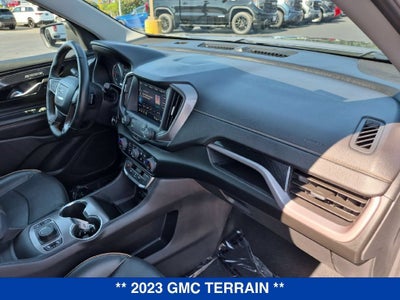 2023 GMC Terrain AT4