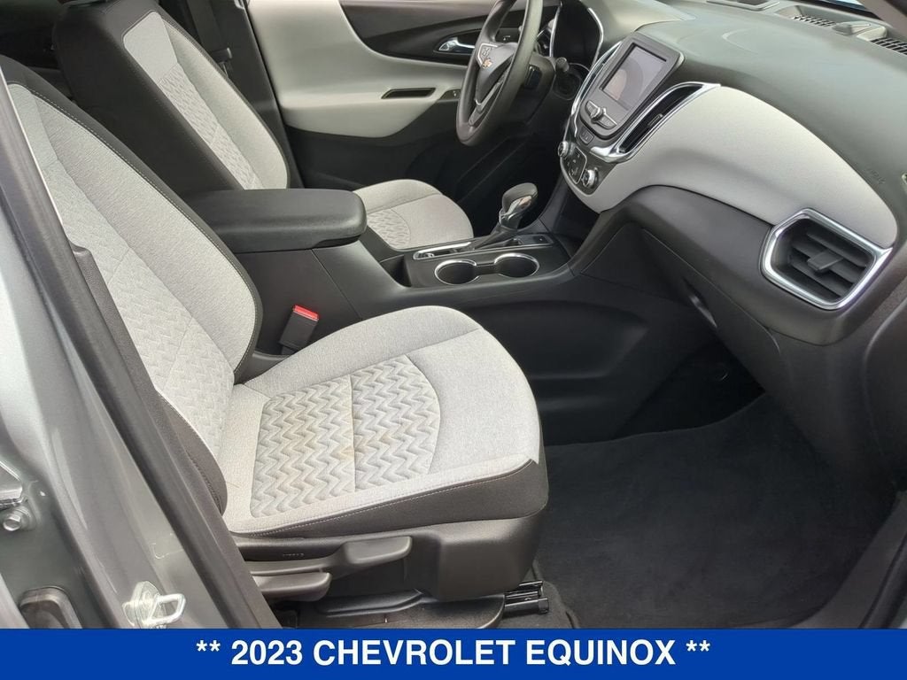 2023 Chevrolet Equinox LS