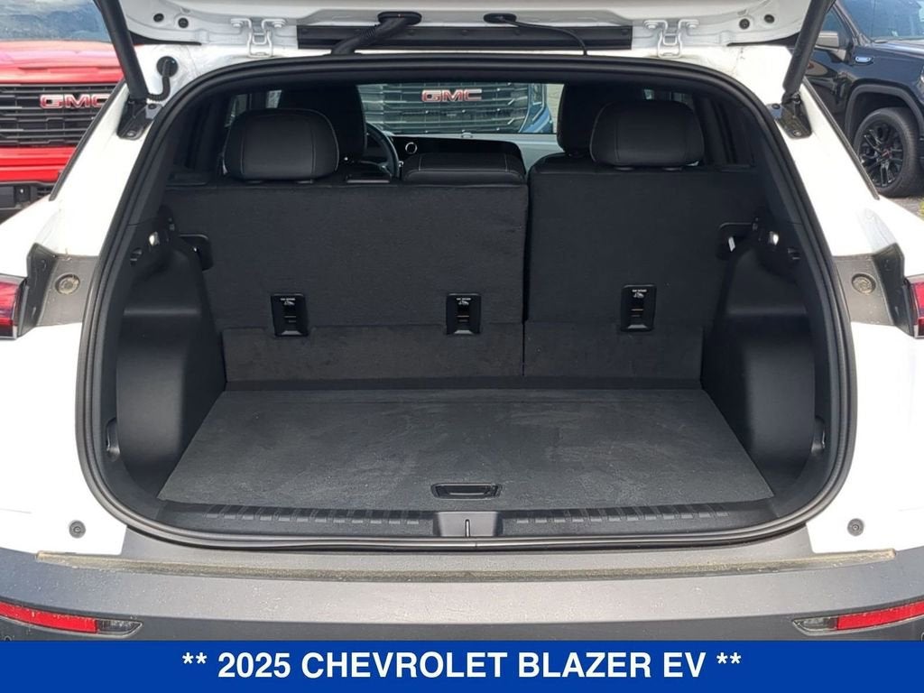 2025 Chevrolet Blazer EV LT