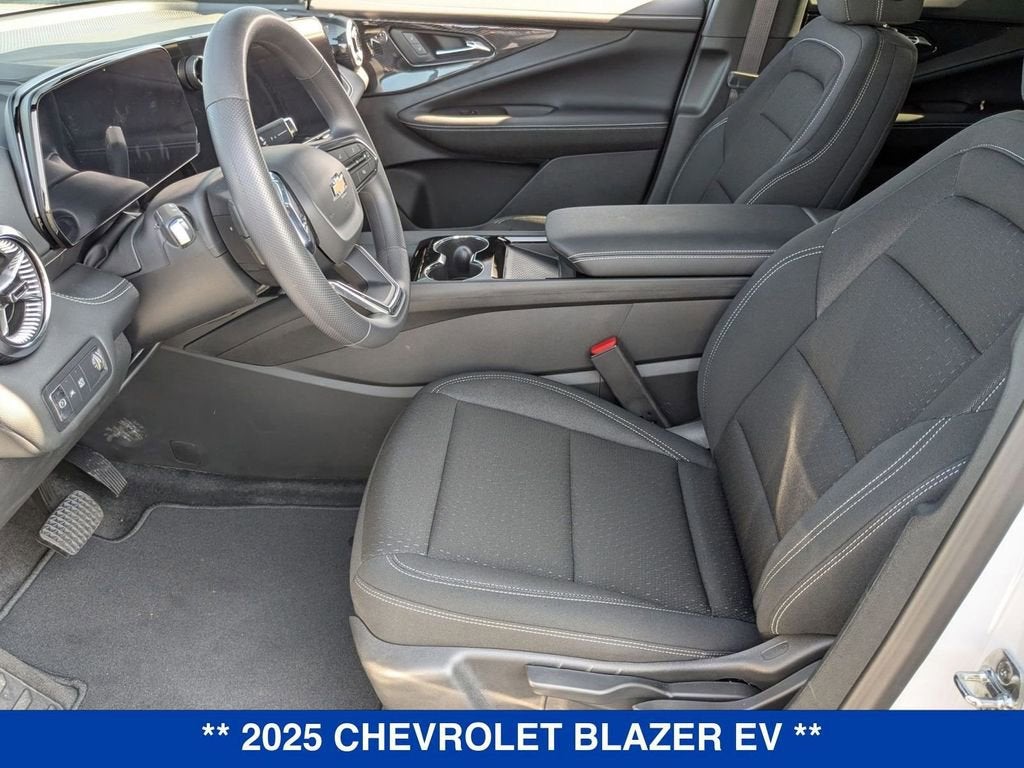 2025 Chevrolet Blazer EV LT