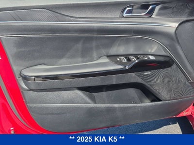 2025 Kia K5 GT-Line