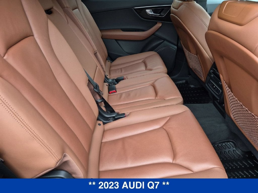 2023 Audi Q7 Premium 45 TFSI quattro Tiptronic