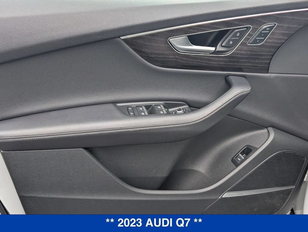 2023 Audi Q7 Premium Plus 45 TFSI quattro Tiptronic