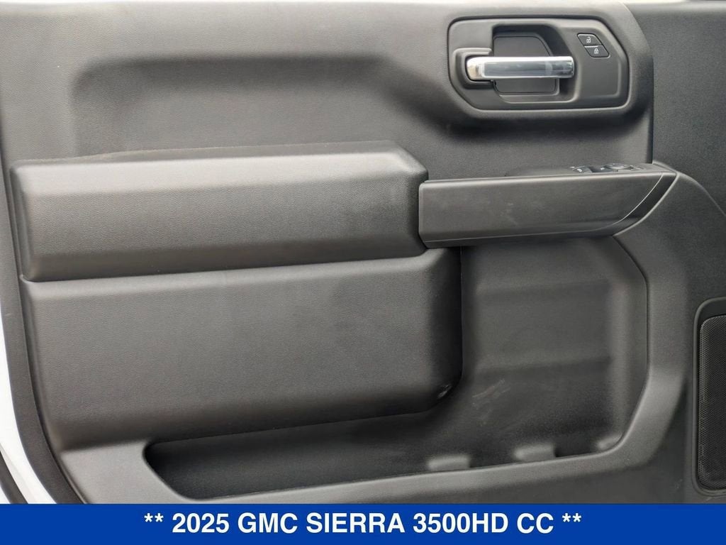 2025 GMC Sierra 3500 HD Chassis Cab Pro