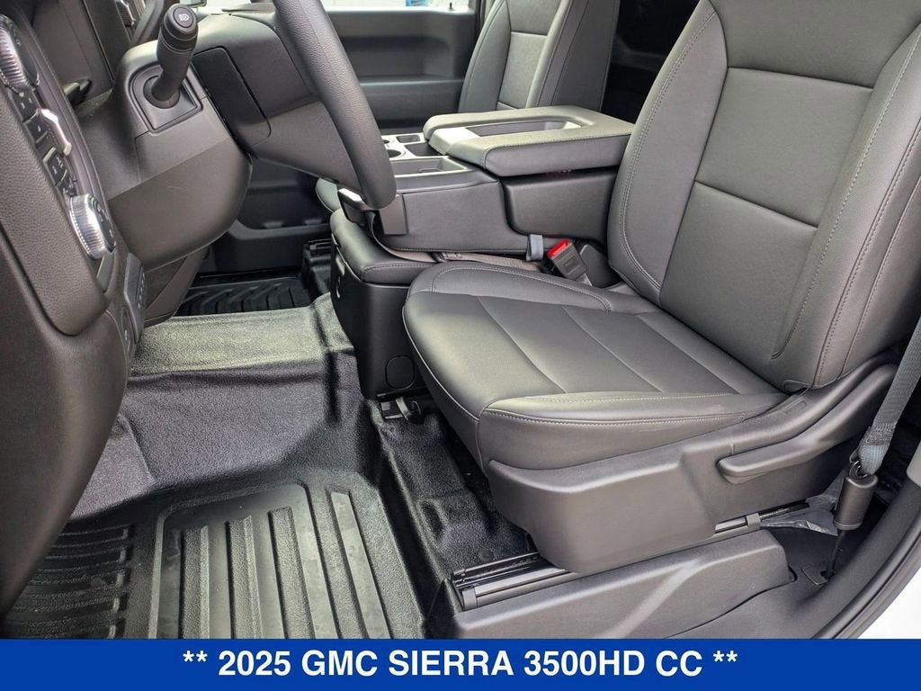 2025 GMC Sierra 3500 HD Chassis Cab Pro