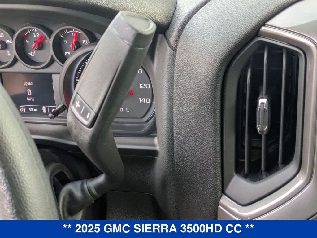 2025 GMC Sierra 3500 HD Chassis Cab Pro