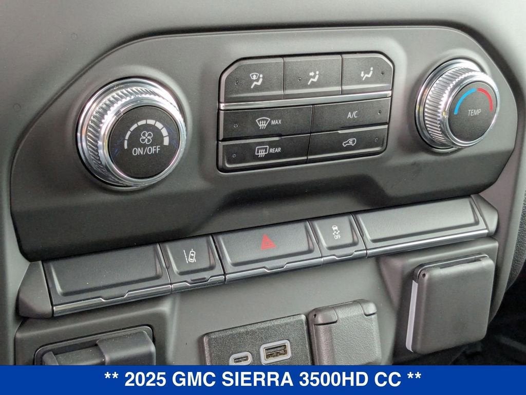 2025 GMC Sierra 3500 HD Chassis Cab Pro