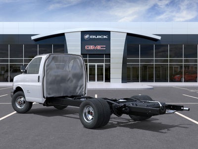 2025 GMC Savana Cutaway 4500 2WT