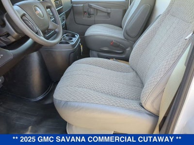 2025 GMC Savana Cutaway 4500 2WT