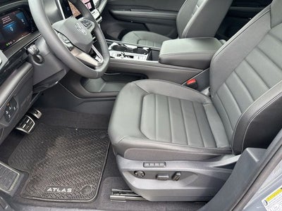 2026 Volkswagen Atlas Cross Sport 2.0T SEL R-Line Black