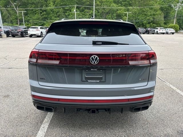 2026 Volkswagen Atlas Cross Sport 2.0T SEL R-Line Black
