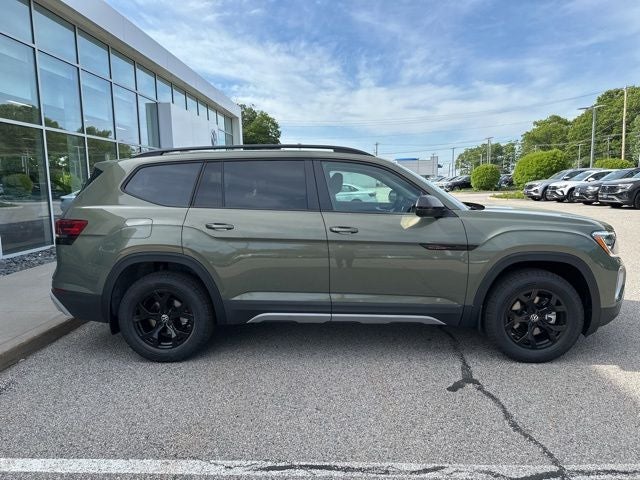 2026 Volkswagen Atlas 2.0T Peak Edition