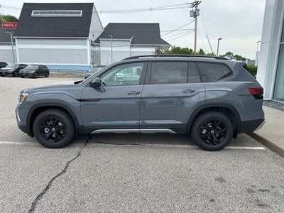 2026 Volkswagen Atlas 2.0T Peak Edition