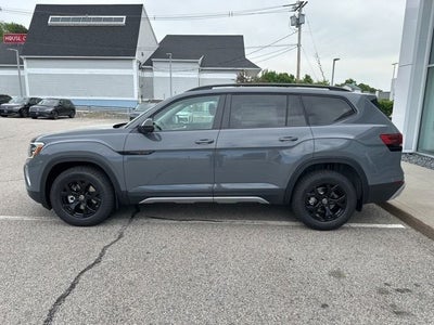 2026 Volkswagen Atlas 2.0T Peak Edition