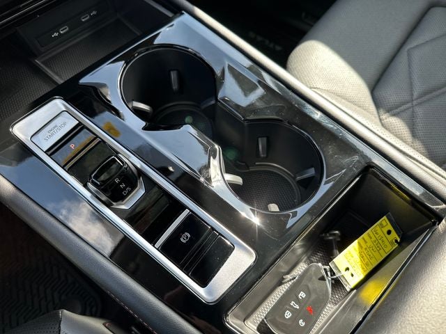 2024 Volkswagen Atlas 2.0T Peak Edition SE w/Technology