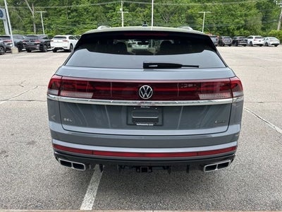2026 Volkswagen Atlas Cross Sport 2.0T SEL Premium R-Line