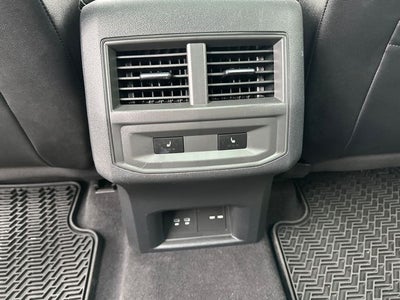 2022 Volkswagen Atlas Cross Sport 3.6L V6 SEL Premium R-Line