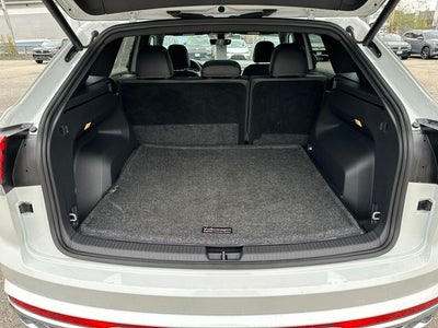 2022 Volkswagen Atlas Cross Sport 3.6L V6 SEL Premium R-Line