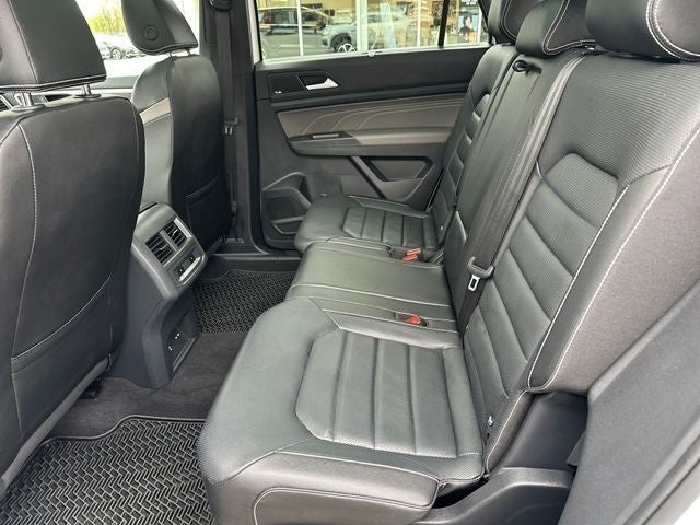 2022 Volkswagen Atlas Cross Sport 3.6L V6 SEL Premium R-Line
