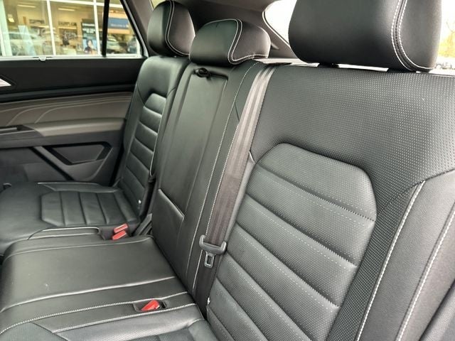 2022 Volkswagen Atlas Cross Sport 3.6L V6 SEL Premium R-Line