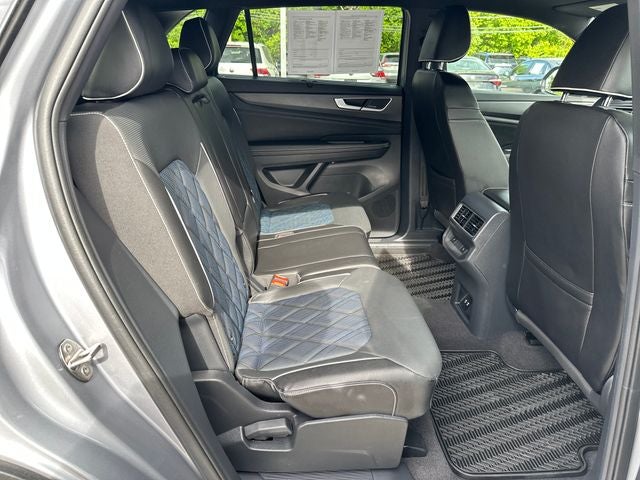 2024 Volkswagen Atlas Cross Sport 2.0T SEL Premium R-Line